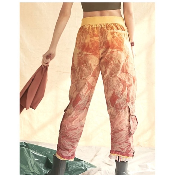 FP Movement  Free People Mesmerize Me Cargo L Pants - Picture 4 of 10